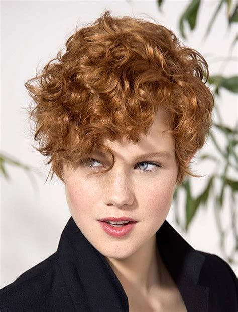 pictures of short hairstyles for curly hair